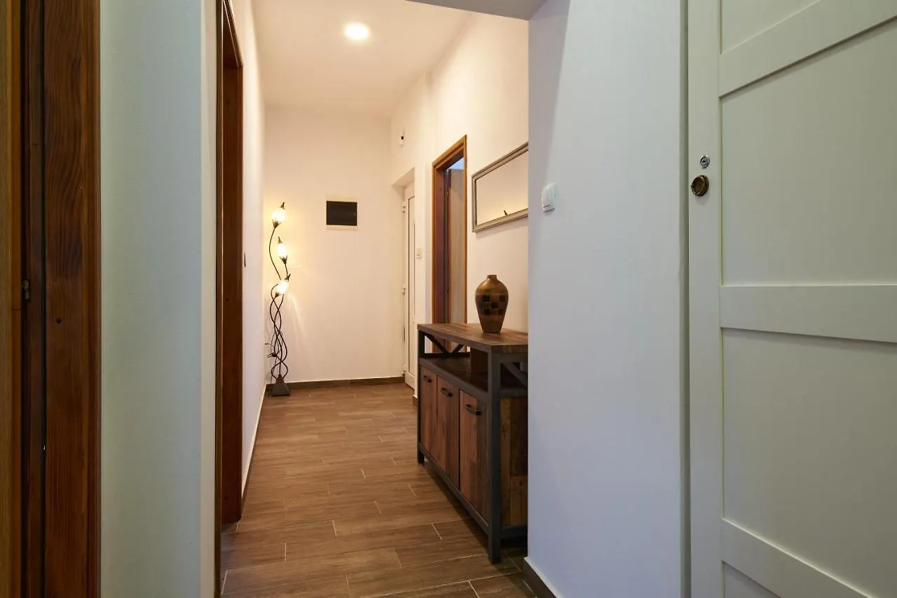 Apartment Ljubica Ljubac  Croatia