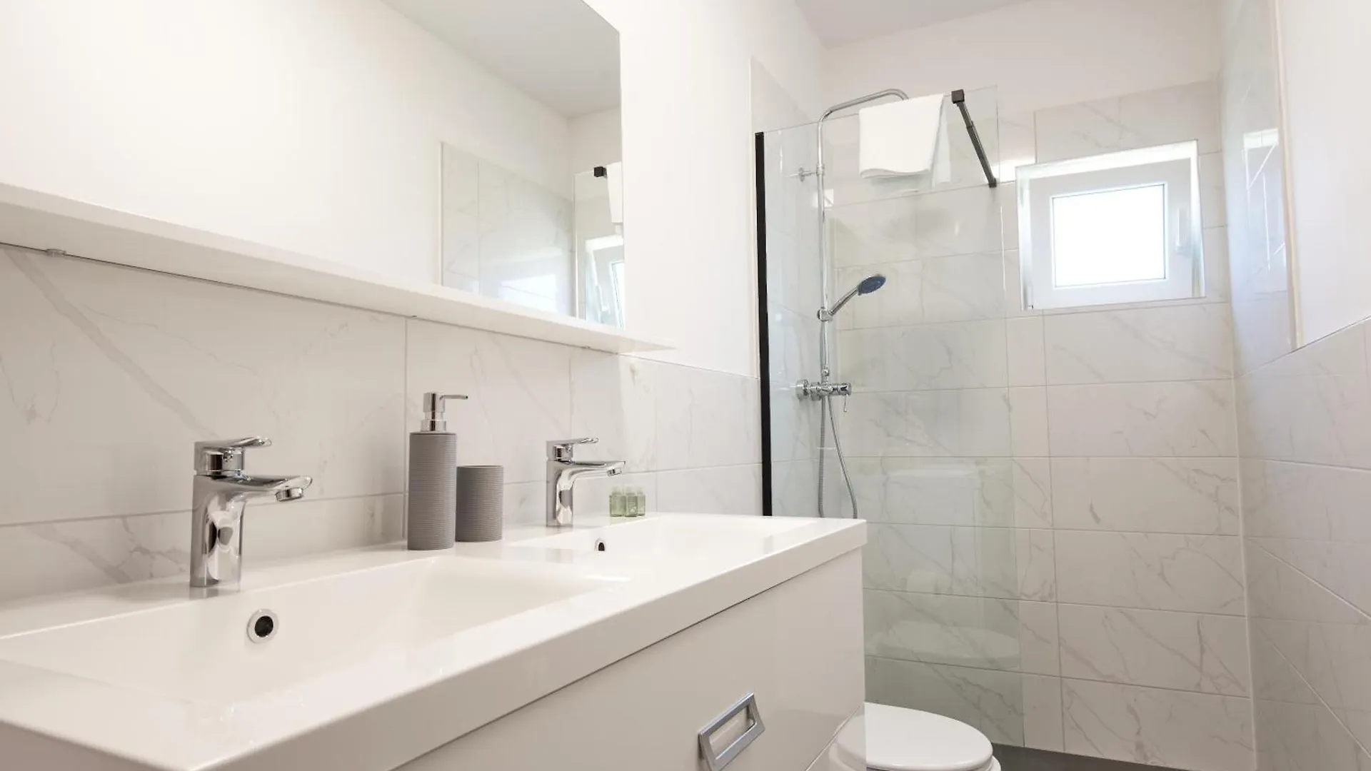 Apartment Ljubica Ljubac  Croatia