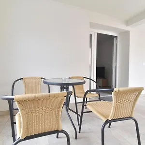 Sandy Apartman
